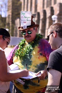 weed smokers unite at ann arbors anual hash bash 4 20